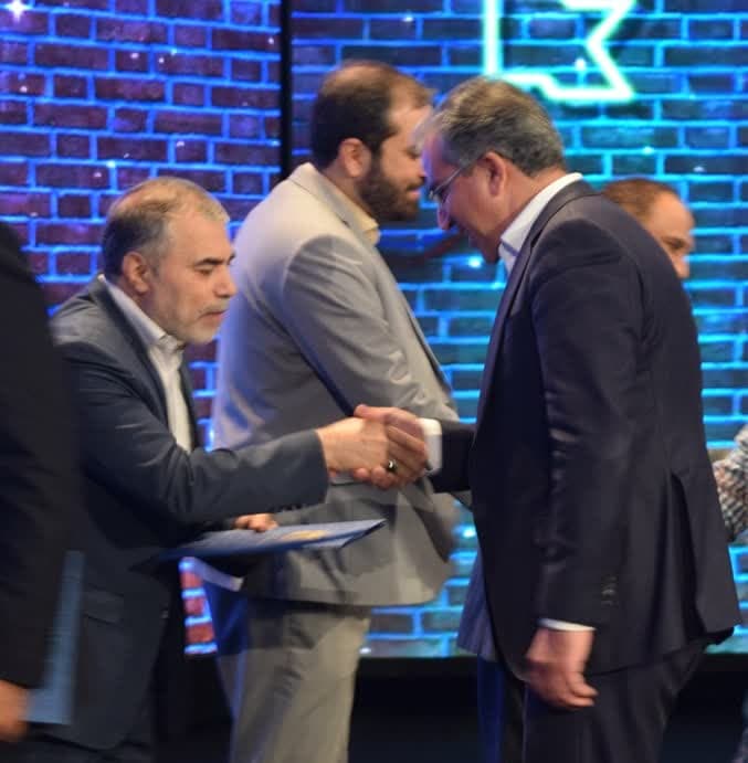 تقدیر ازسازمان صنعت، معدن وتجارت استان یزد بعنوان«حامی برتر کشوری صنایع پیشرفته»
