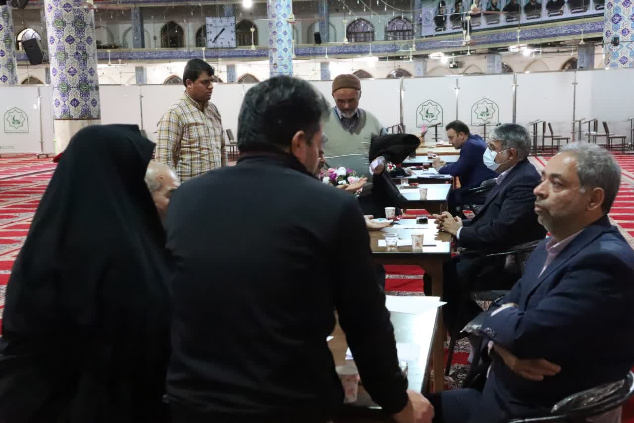 ملاقات چهره به چهره مسئولان عالی قضای استان با ۵۰ نفر از مردم شهرستان اردکان