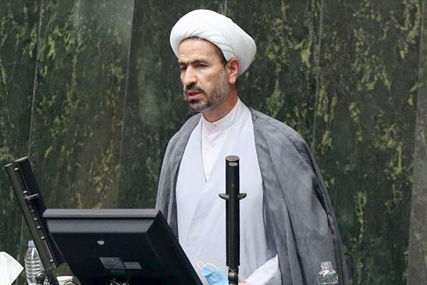 نماینده مجلس: حتی مردم انقلابی هم از این وضعیت خسته شده‌اند