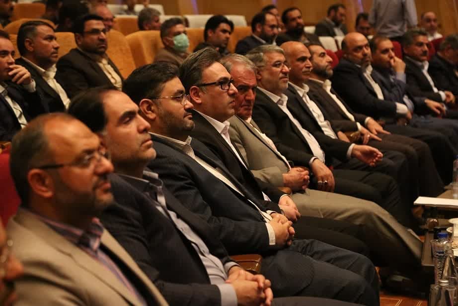کمک ۳ میلیارد و ۵۰۰ میلیون تومانی نیکوکاران یزدی در جشن گلریزان این استان