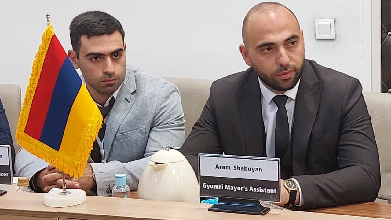 از امروز آماده تعامل تجاری با یزد در حوزه کاشی و سرامیک هستیم
