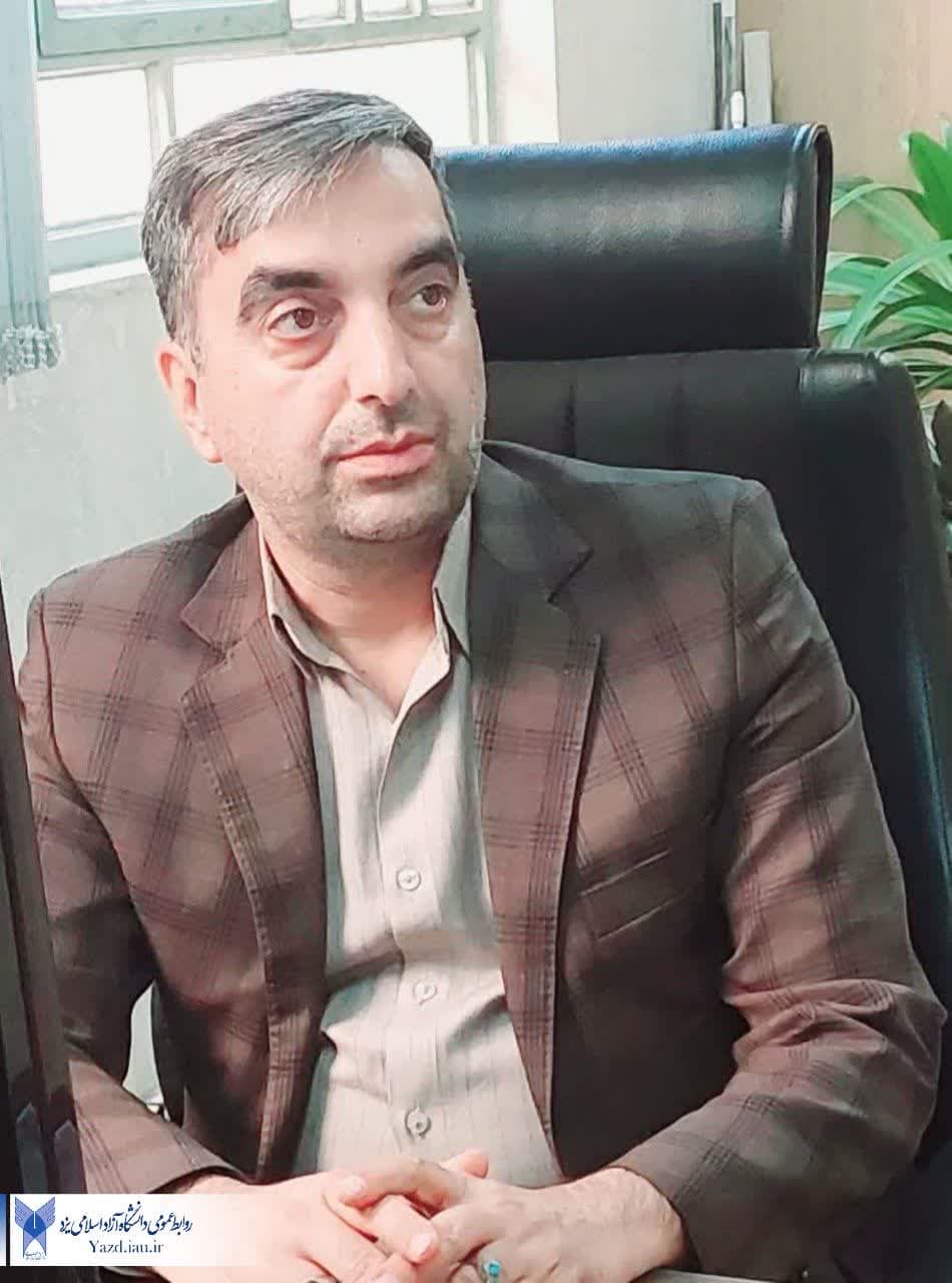استقبال بیش از ۱۵۰۰ نفر دانشجو در مقطع تحصیلات تکمیلی از واحد یزد