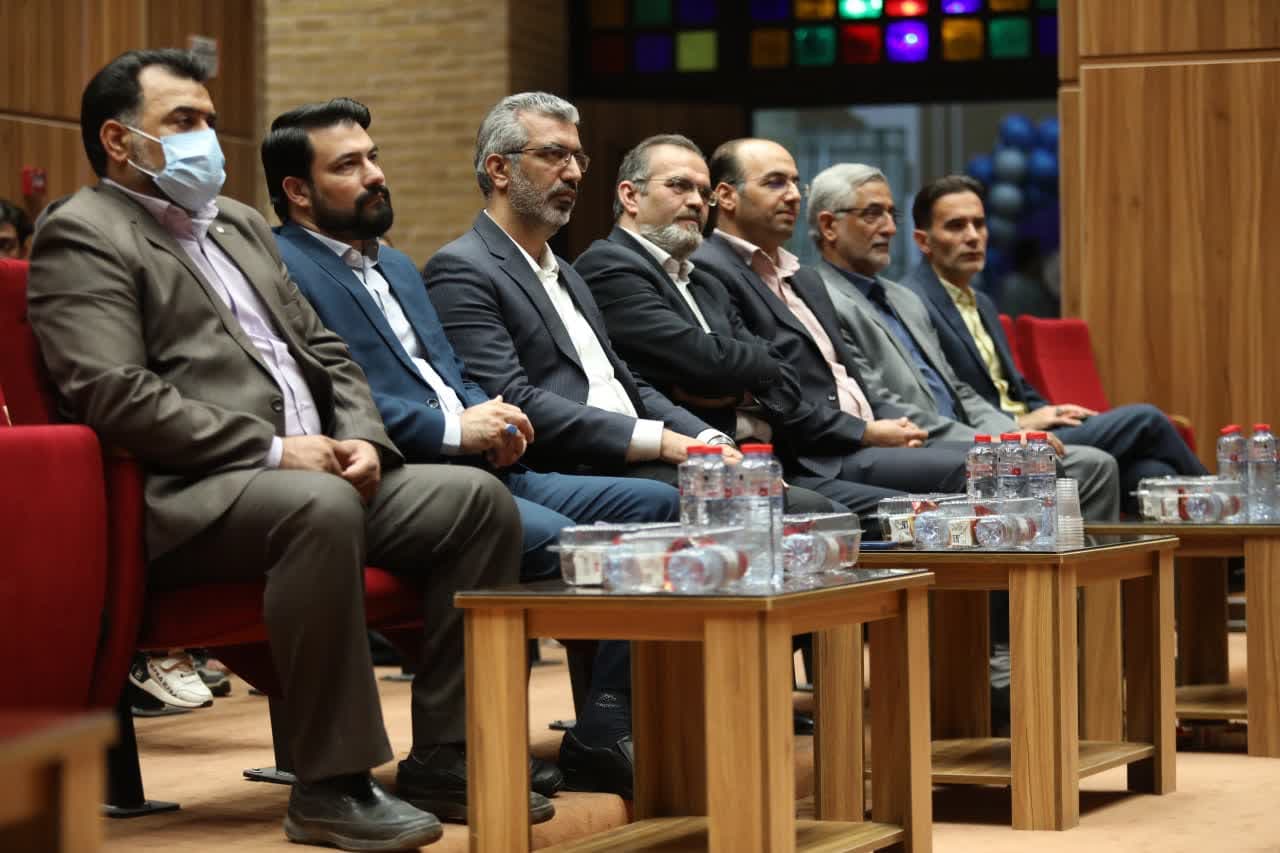 نتايج ششمین جشنواره‌ ملی تئاتر خیابانی چتر زندگی یزد اعلام شد