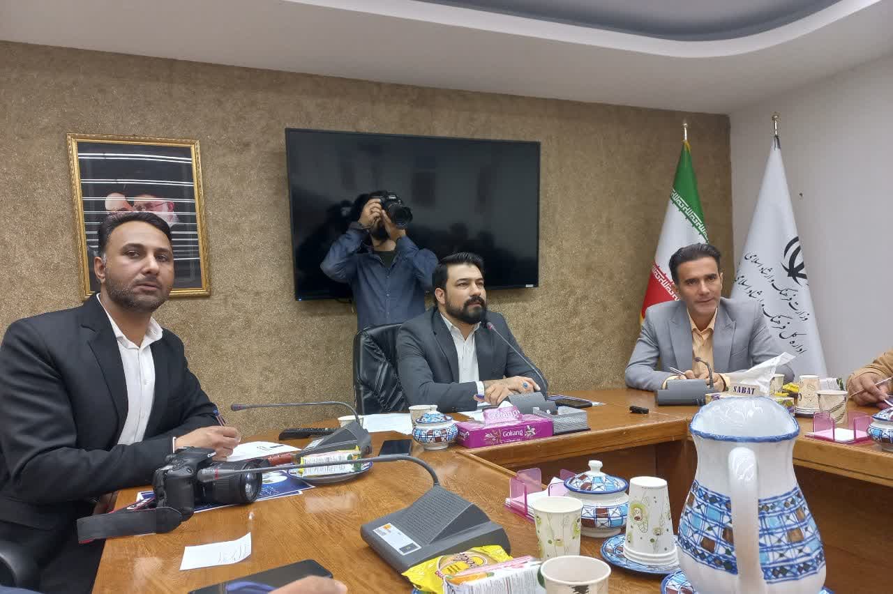 تخصیص ۴.۶ میلیارد تسهیلات اشتغال‌زایی برای فعالان حوزه کتاب/آغاز سی و سومین جشنواره تئاتر یزد