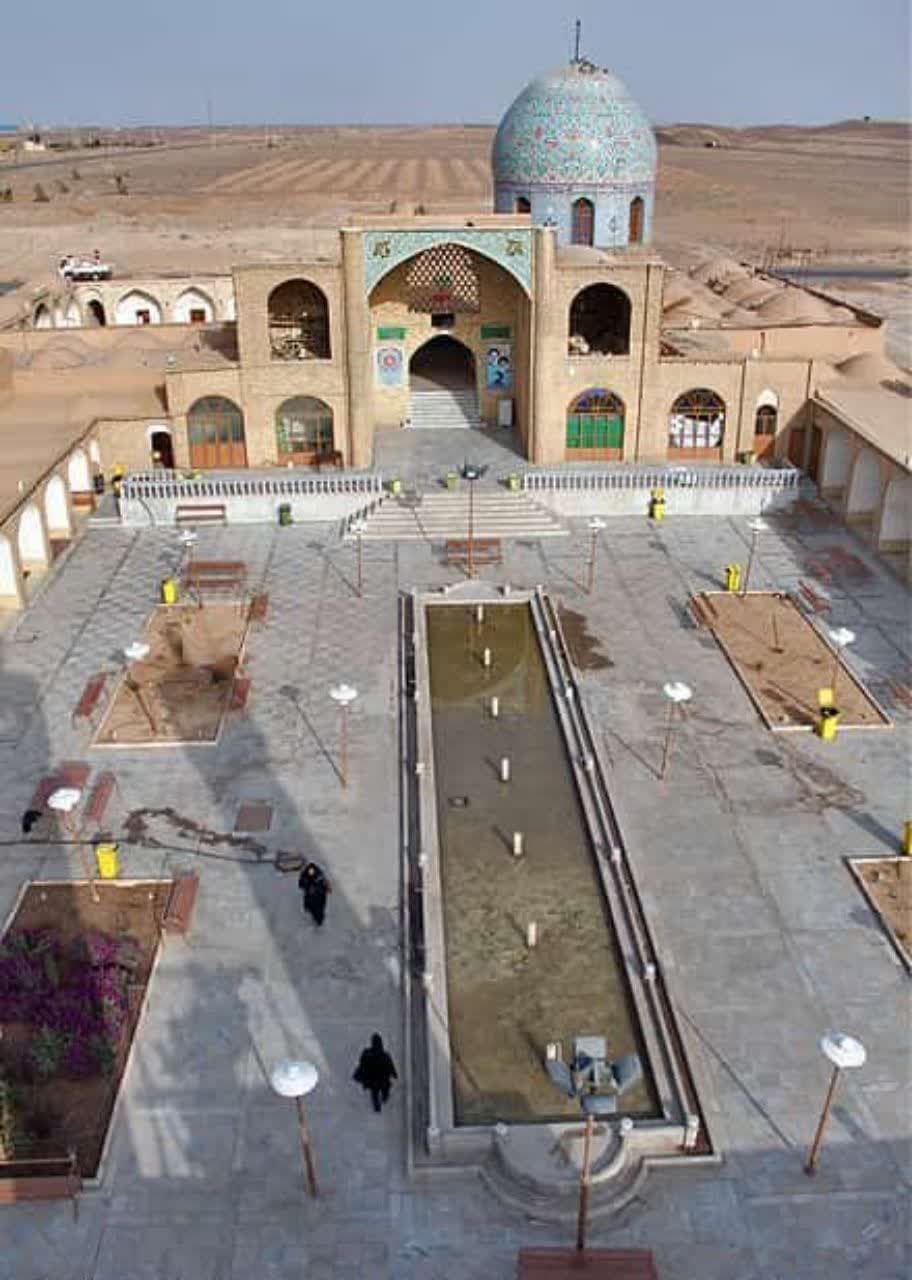 سند آستان مقدس امامزاده سید نورالدین احمد(ع)شهرستان اردکان صادر شد.