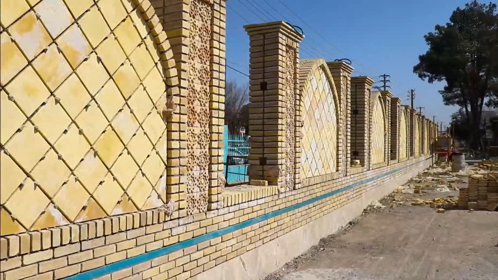 افزایش دو برابری ظرفیت پارکینگ بَرِ معبر امام‌زاده سید جعفر(ع)/ زیباسازی جداره های معبر امامزاده انجام شد