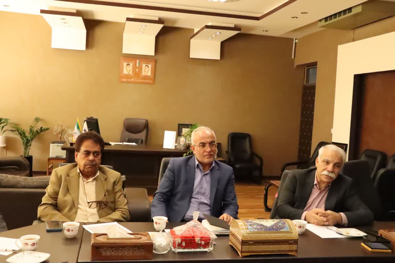 بررسی طرح‌های سرمایه‌گذاری مسکن در شرکت تعاونی مسکن دانشگاه آزاد اسلامی یزد